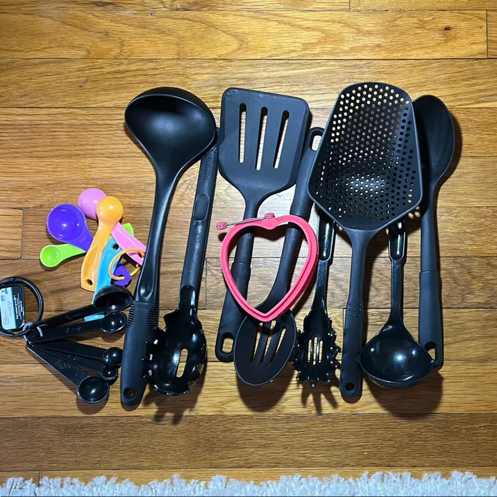 BOGO Lot of 11 Kitchen Cooking Utensils